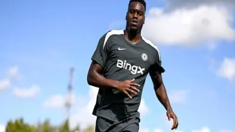 吴萨强调：政策精准调控，增强市场信心