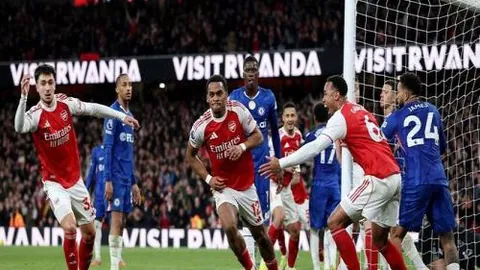 “国足首秀在即：塞尔吉尼奥、王钰栋等新面孔今晚有望亮相”