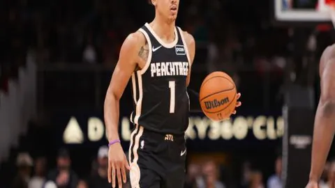 《坚定支持，纽卡高层力挺埃迪-豪：舆论风浪中，信任如磐石》